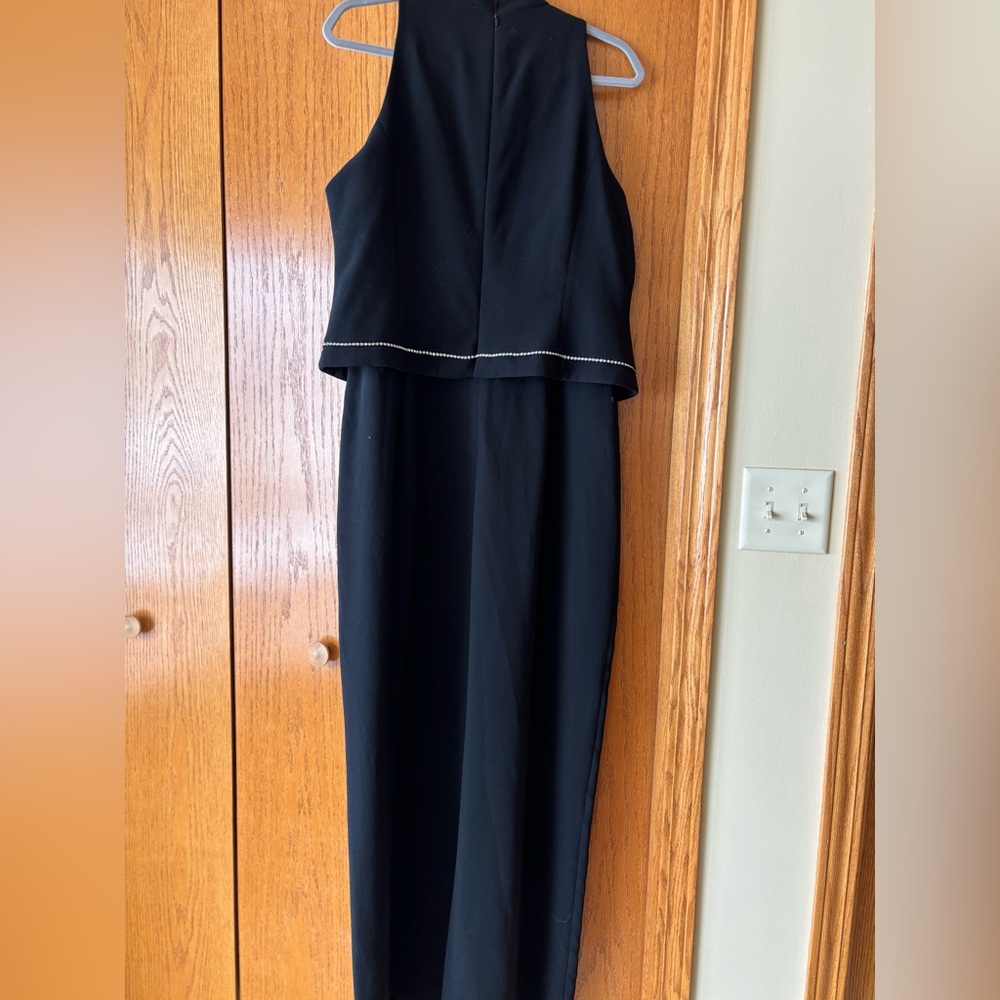 NWT Elegant Black Sleeveless wide leg Jumpsuit - Picture 4 of 7